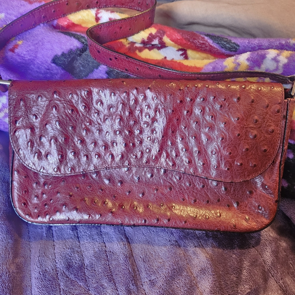 Ostrich - Elegant Burgundy Leather Women's Bag